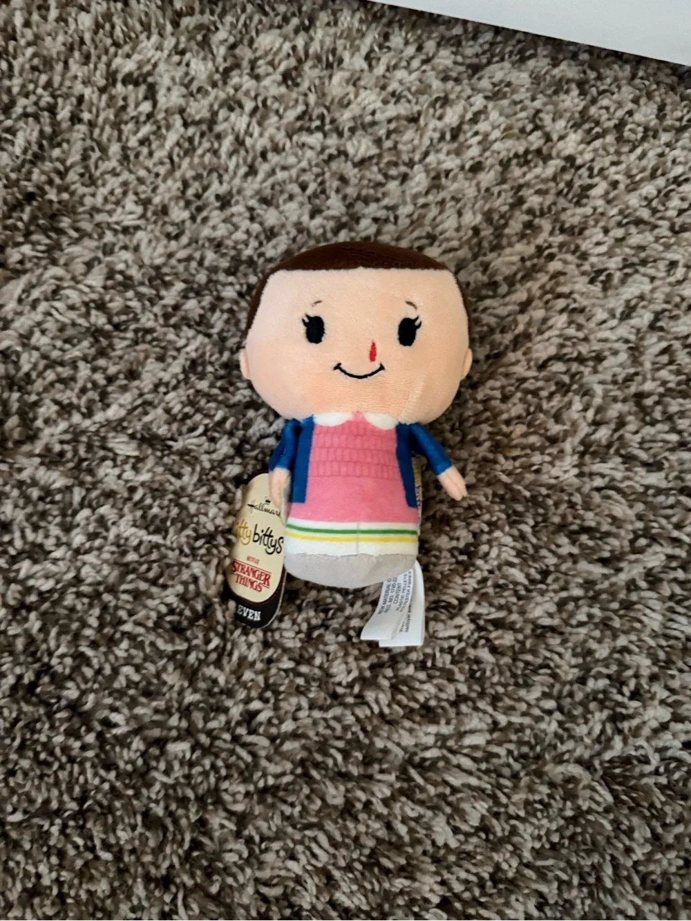 2020 stranger things itty bitty collectors set + eleven itty bitty